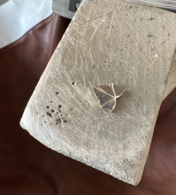symbol i guld med detaljer